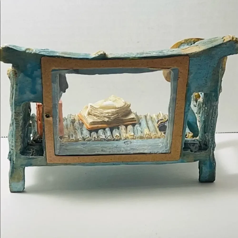 Unique Collections Frame distressed bench wood frame